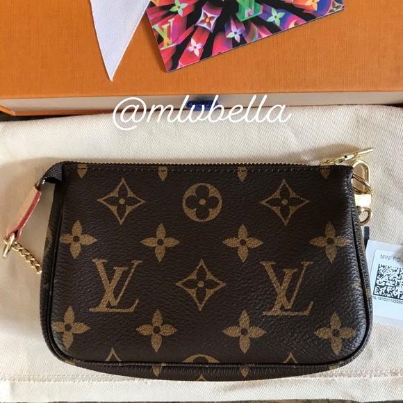 ❌SOLD❌Louis Vuitton Mini Pochette Accessoires - Picture 5 of 8